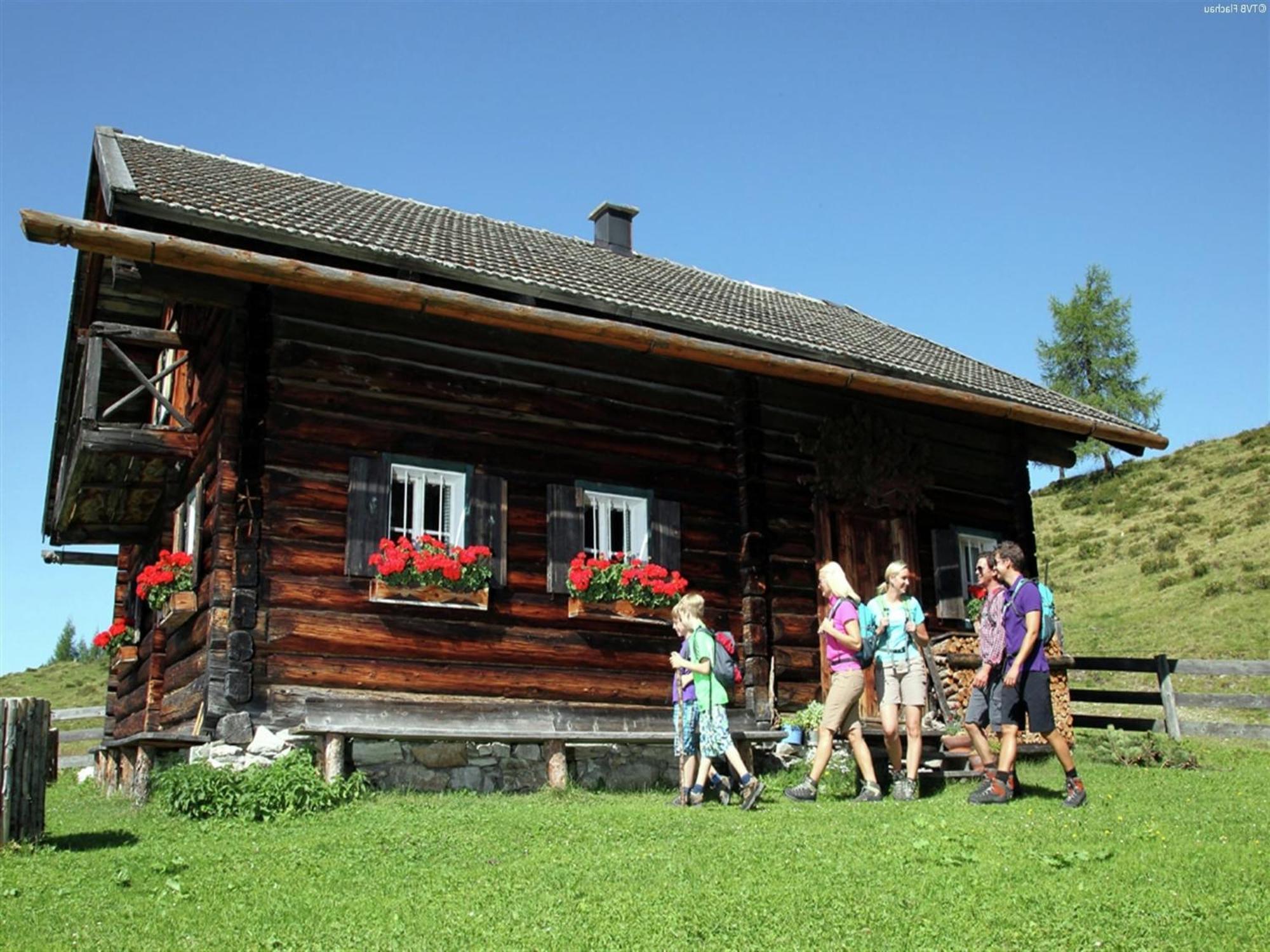 Apartment Near Flachau With Mountain View Екстер'єр фото